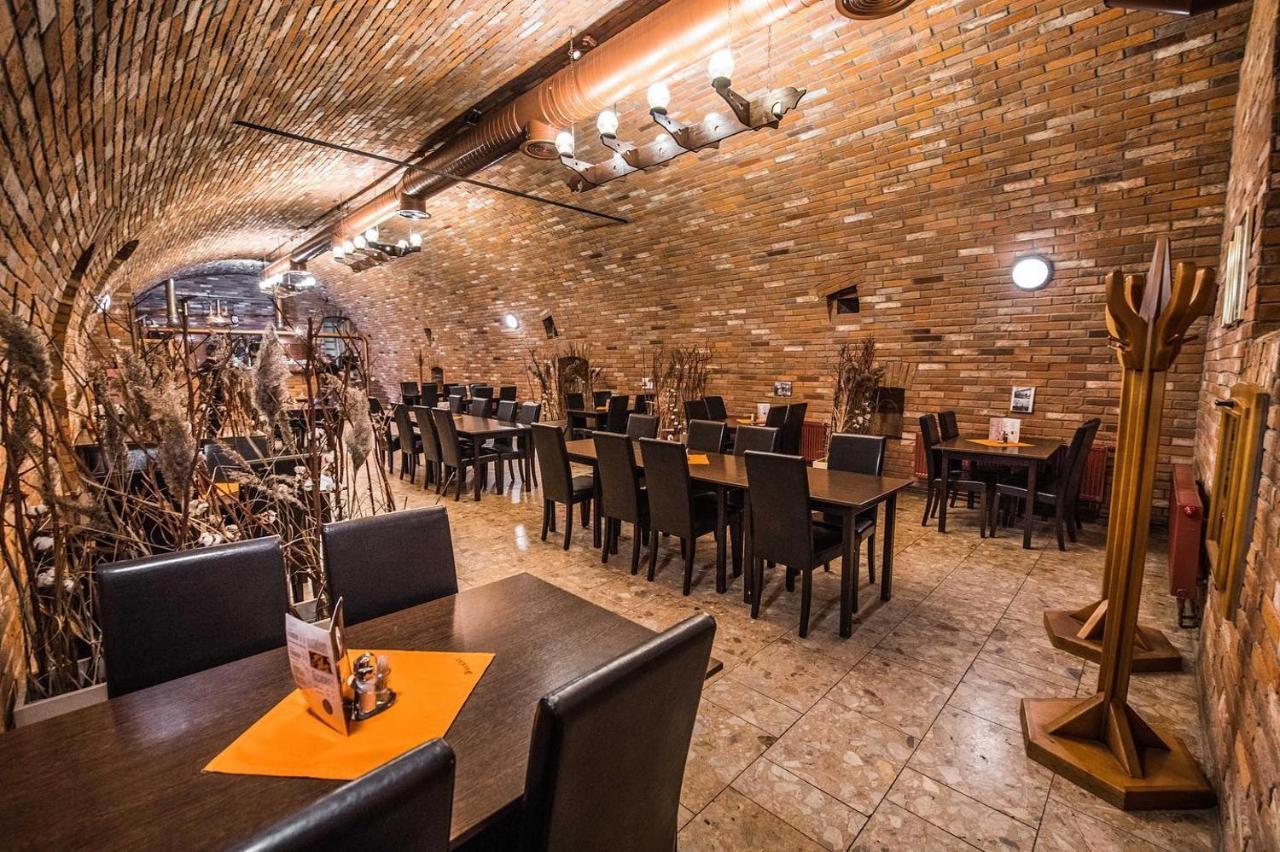 Penzion Sessler *** Trnava Extérieur photo