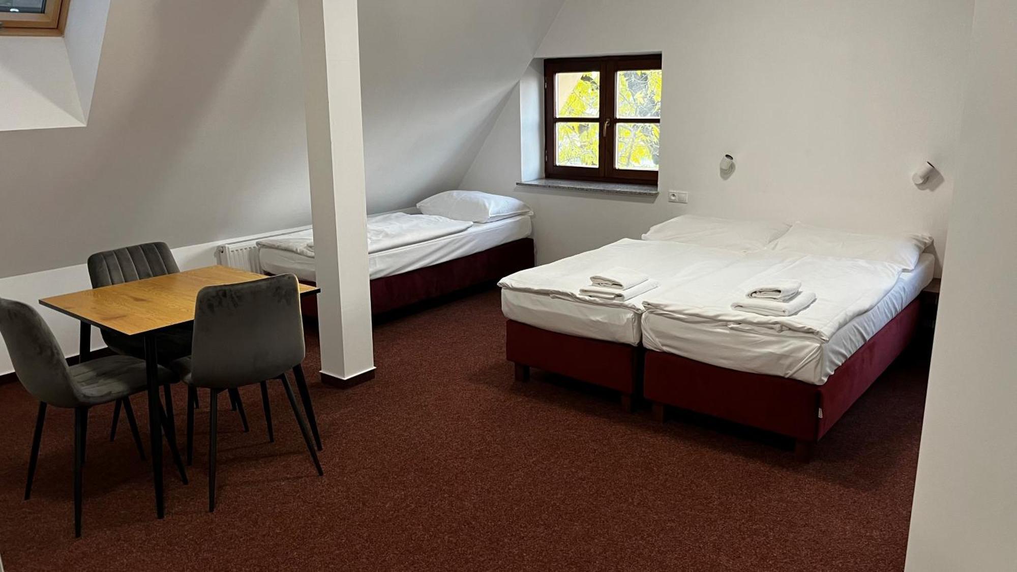 Penzion Sessler *** Trnava Extérieur photo