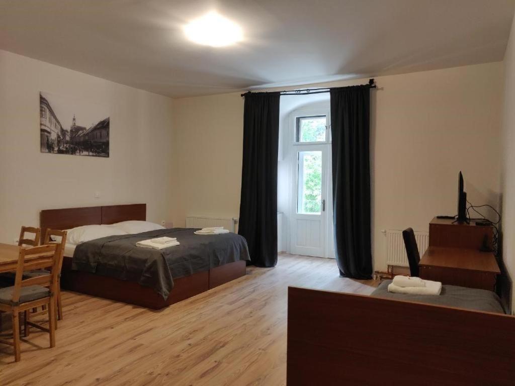 Penzion Sessler *** Trnava Extérieur photo