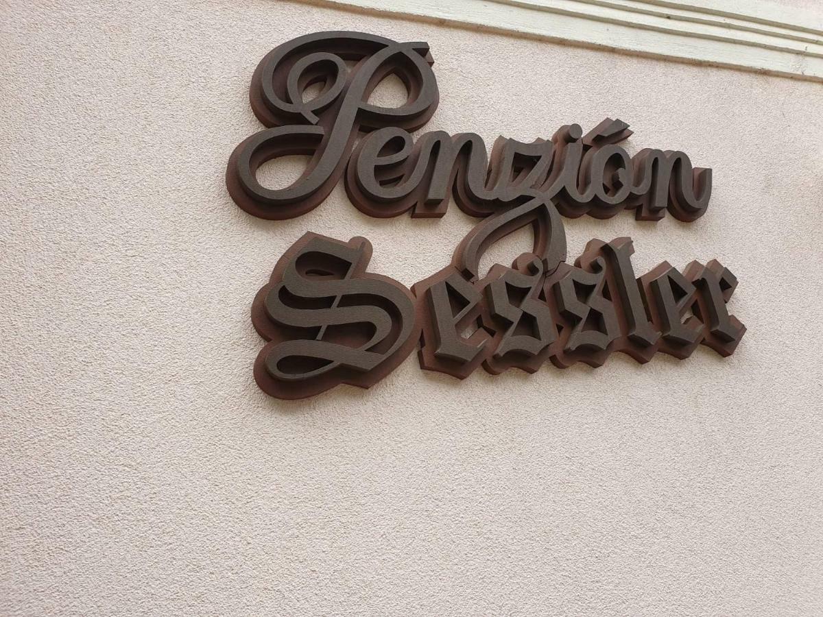 Penzion Sessler *** Trnava Extérieur photo