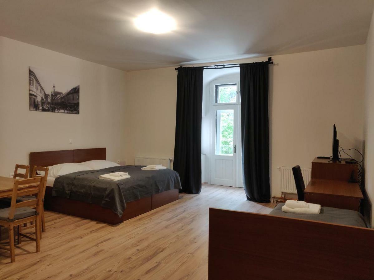 Penzion Sessler *** Trnava Extérieur photo